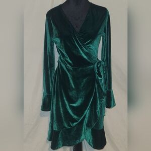 Gorgeous Green Velvet Wrap Dress By Leadingstar, Medium